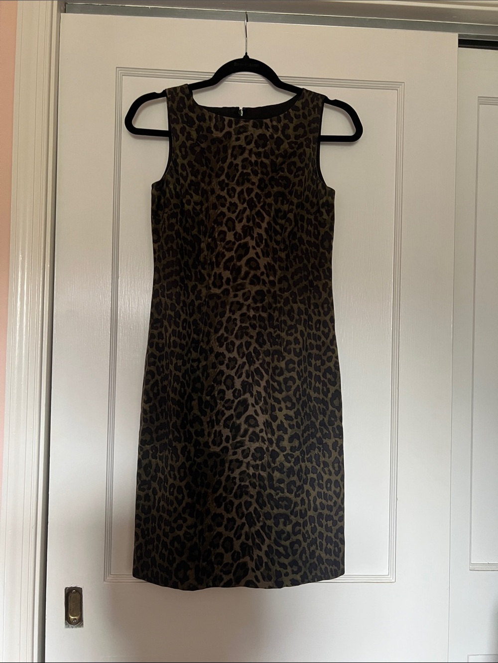 Ann Taylor Leopard Print Midi sheath Dress - office Brown and Black size 00 XS